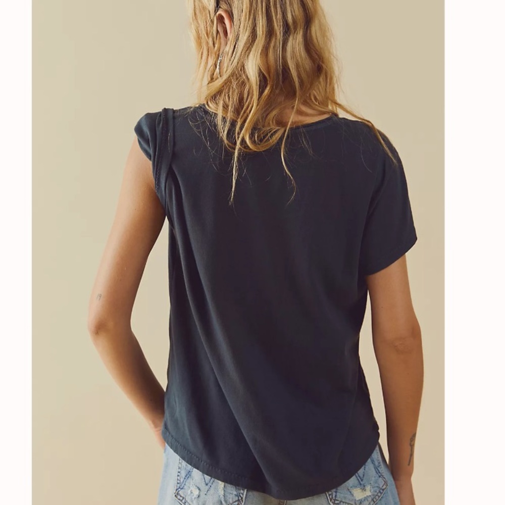 Free People X Daydreamer Fleetwood Mac Rumours U-Neck Tee - Picture 4 of 5